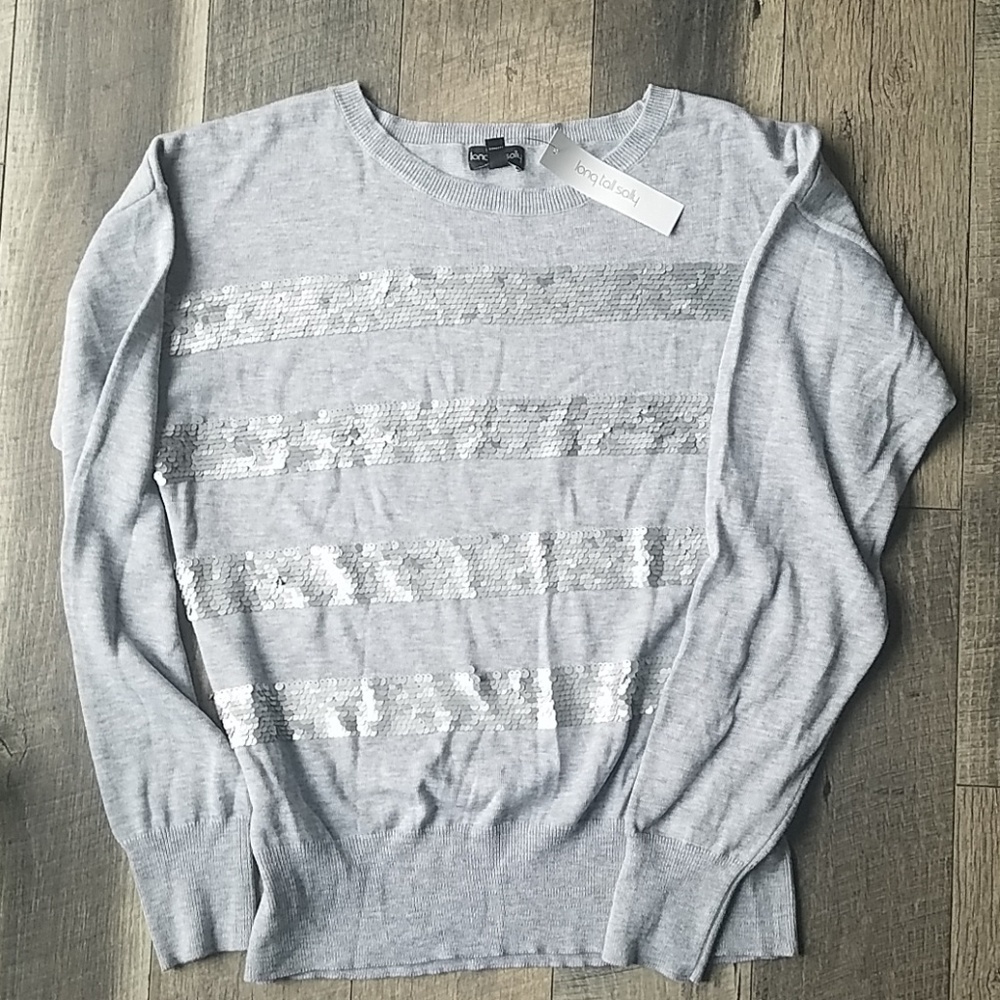 Sequenced striped top